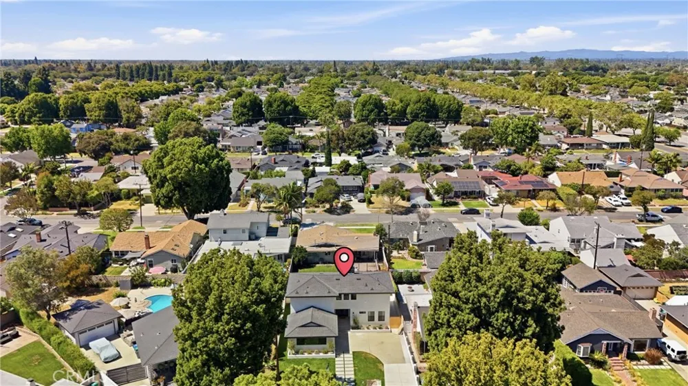 6829 E Parapet Long Beach, CA 90808