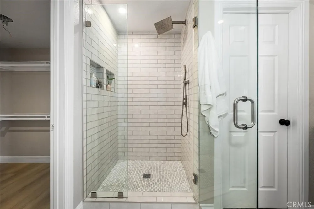 2212 Sea Ridge Signal Hill, CA 90755