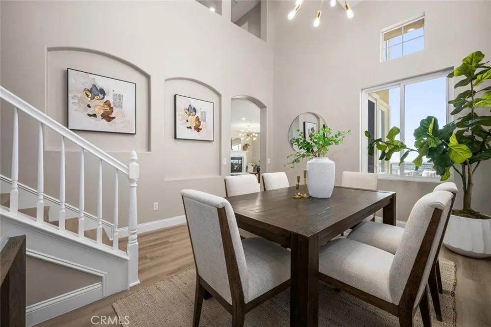 2212 Sea Ridge Signal Hill, CA 90755