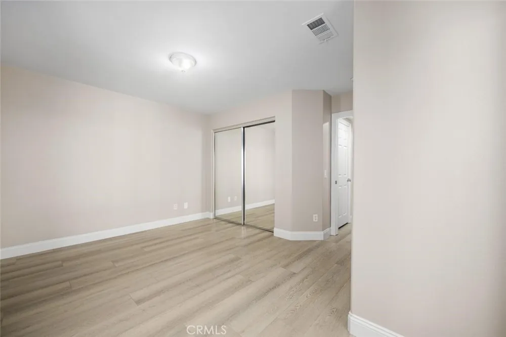 2212 Sea Ridge Signal Hill, CA 90755