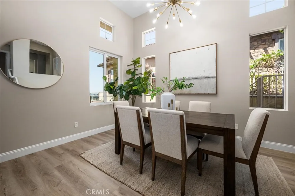 2212 Sea Ridge Signal Hill, CA 90755