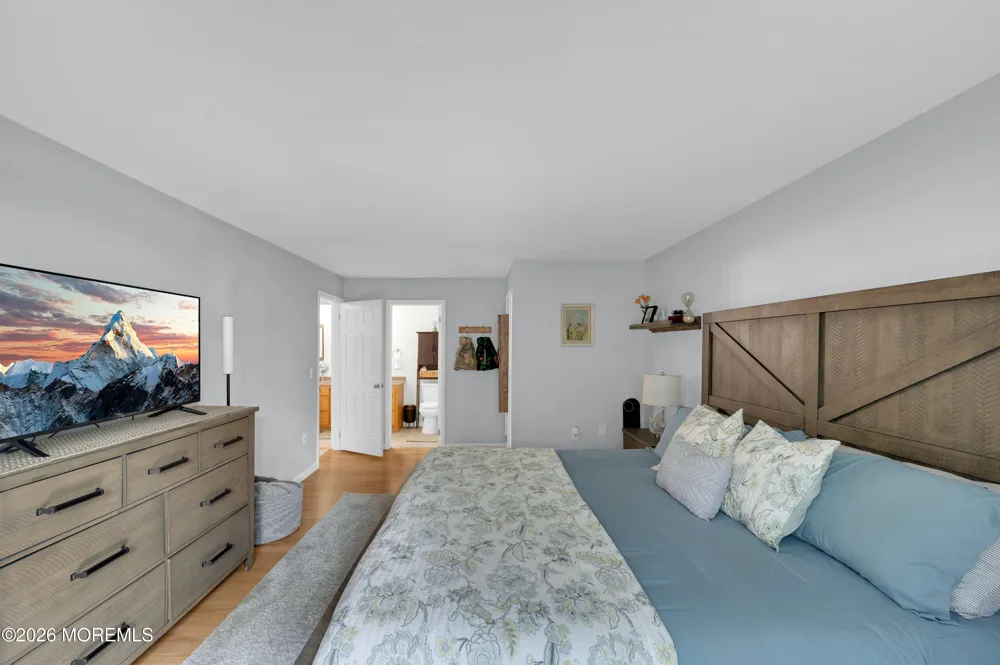 14 Whispering Oaks Way #14 Jackson, NJ 08527