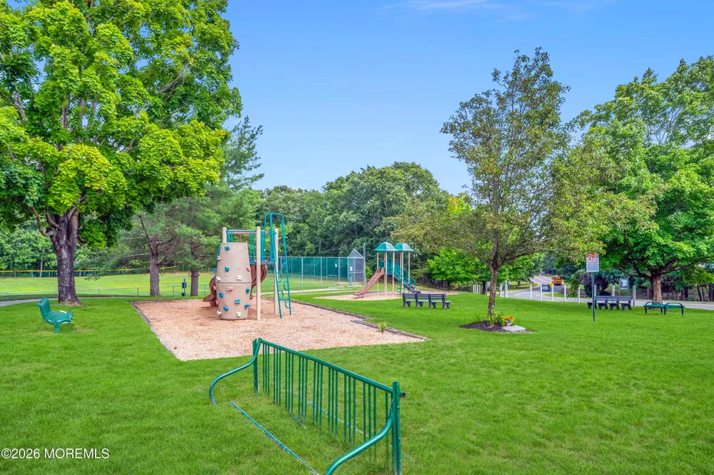 14 Whispering Oaks Way #14 Jackson, NJ 08527