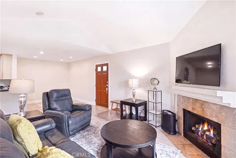 2380 Del Mar #305