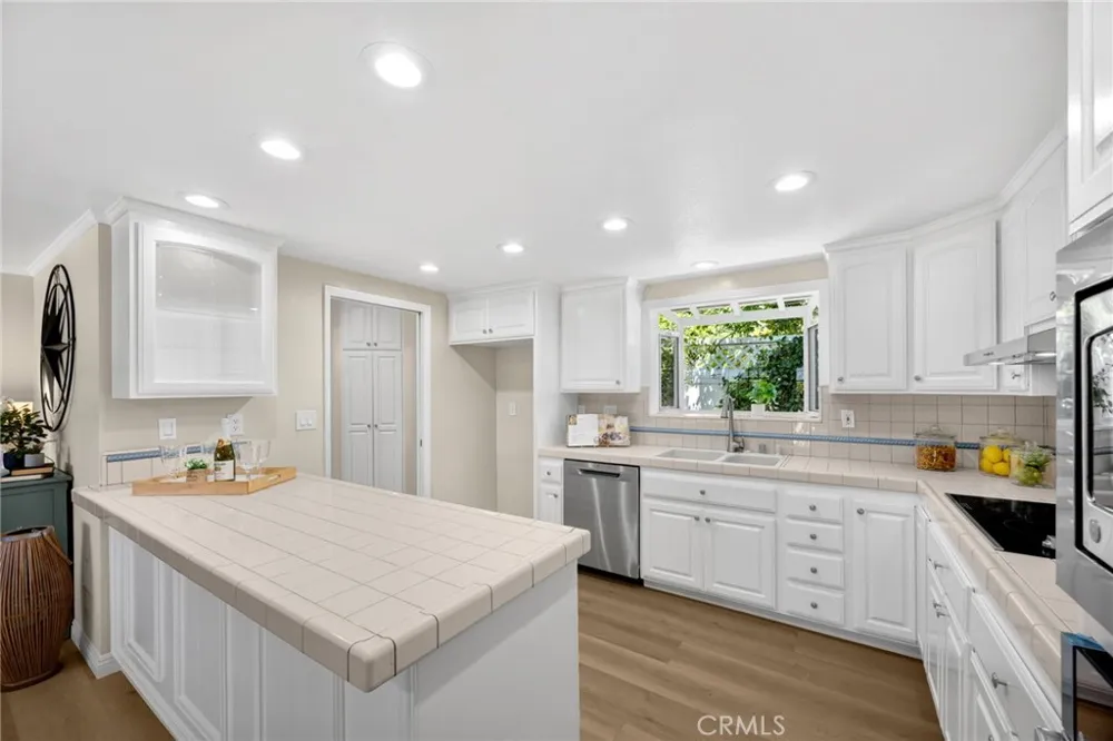 1449 La Canada Drive Brea, CA 92821