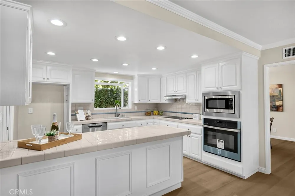 1449 La Canada Drive Brea, CA 92821