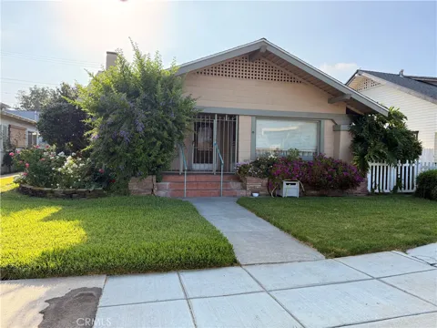 6226 Comstock