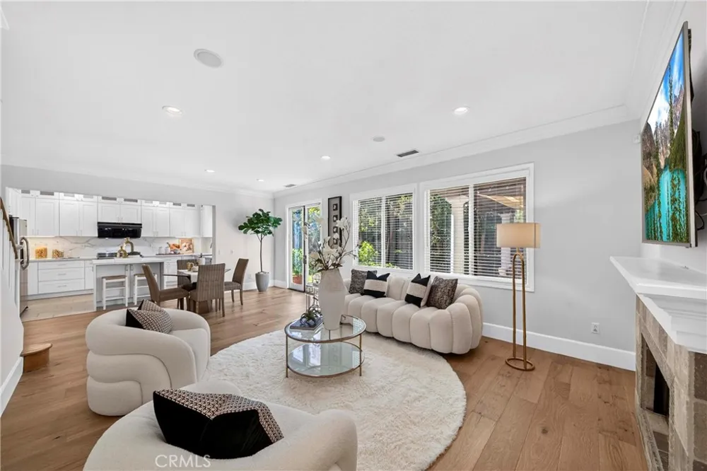 2585 Sunflower Fullerton, CA 92835