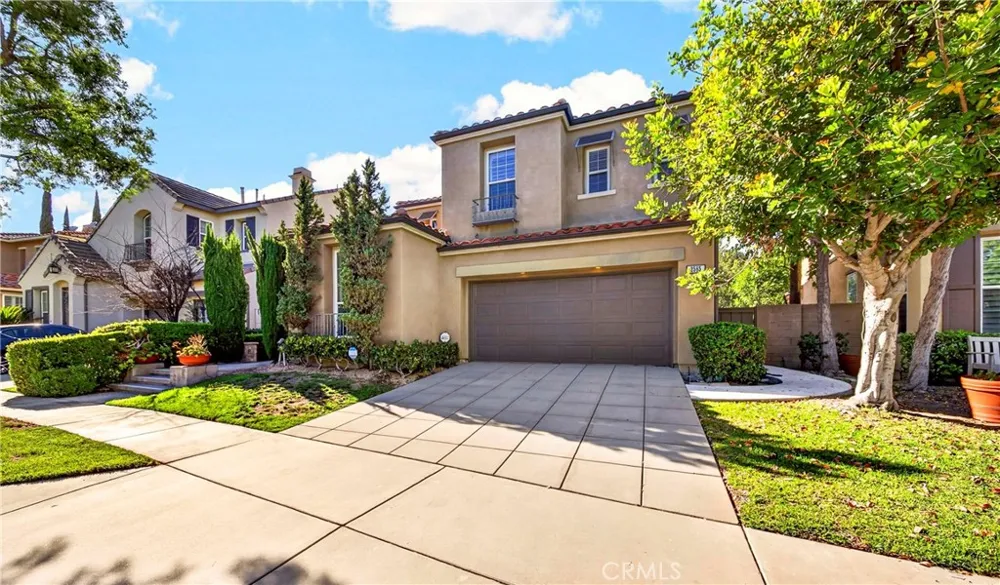 2585 Sunflower Fullerton, CA 92835