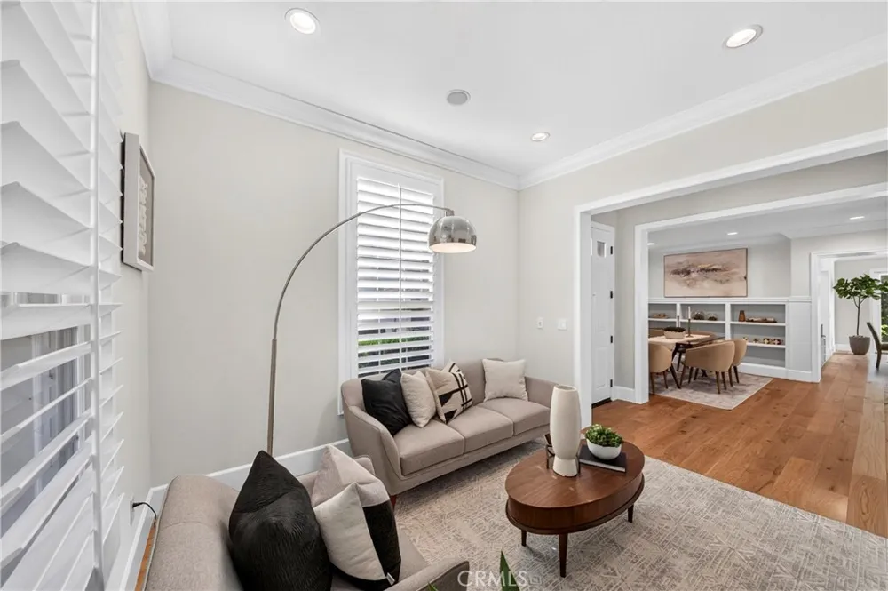 2585 Sunflower Fullerton, CA 92835
