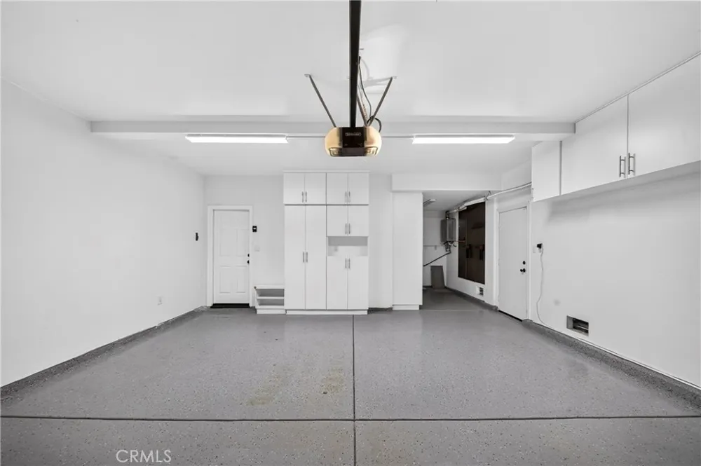 2585 Sunflower Fullerton, CA 92835