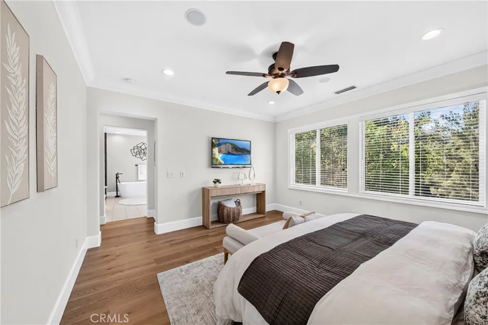 2585 Sunflower Fullerton, CA 92835