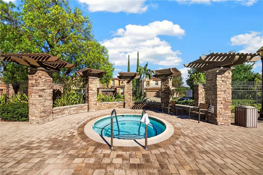 2585 Sunflower Fullerton, CA 92835