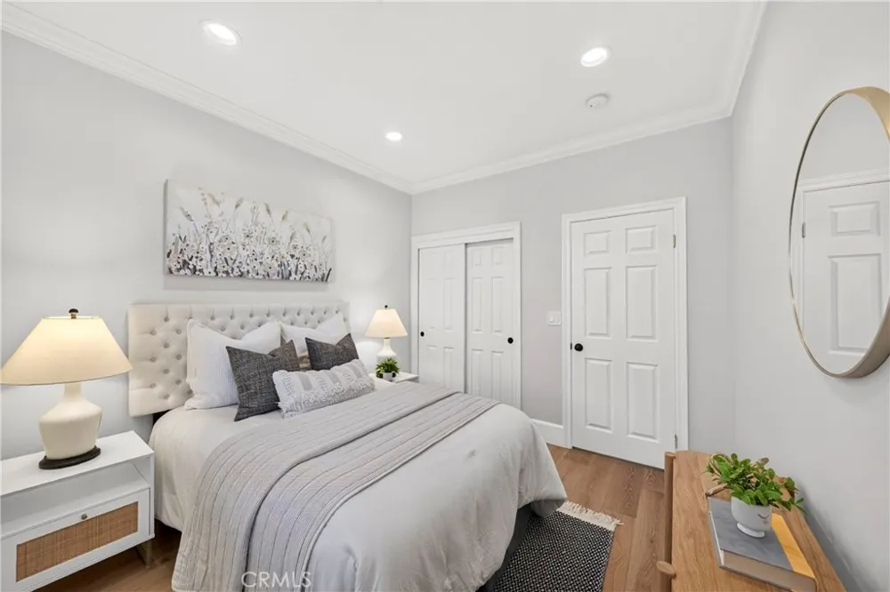 2585 Sunflower Fullerton, CA 92835