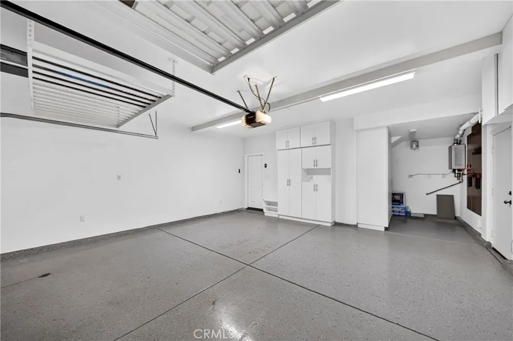 2585 Sunflower Fullerton, CA 92835