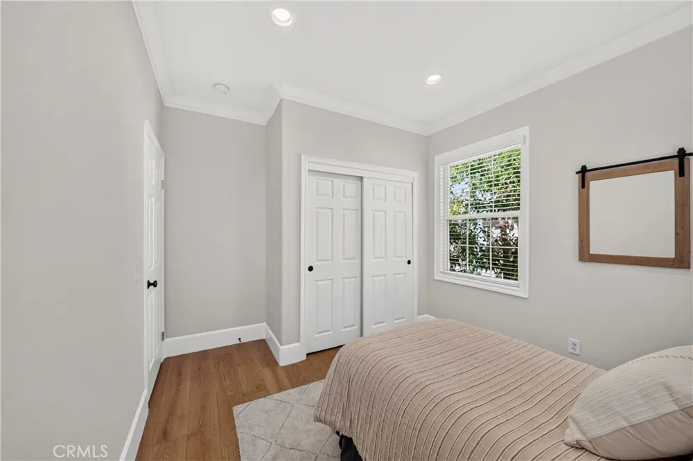 2585 Sunflower Fullerton, CA 92835