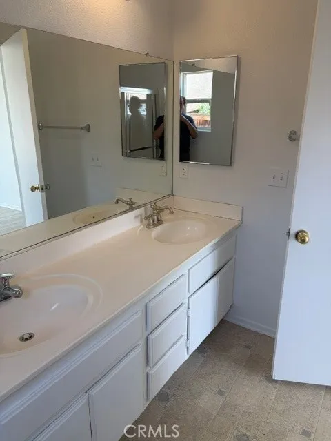 11747 Star Street Adelanto, CA 92301