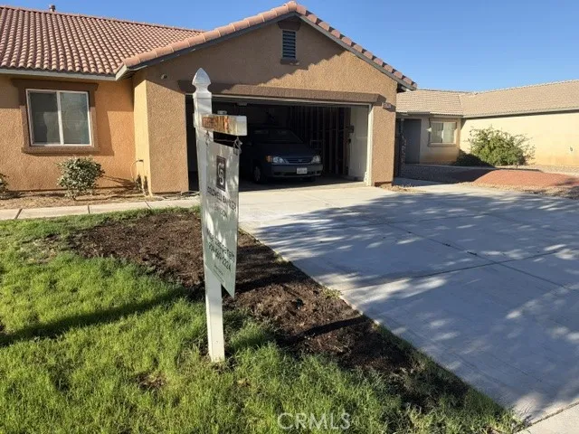 11747 Star Street Adelanto, CA 92301