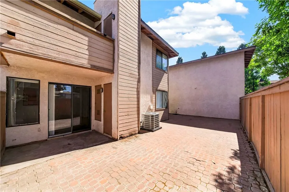 1315 Massachusetts Riverside, CA 92507