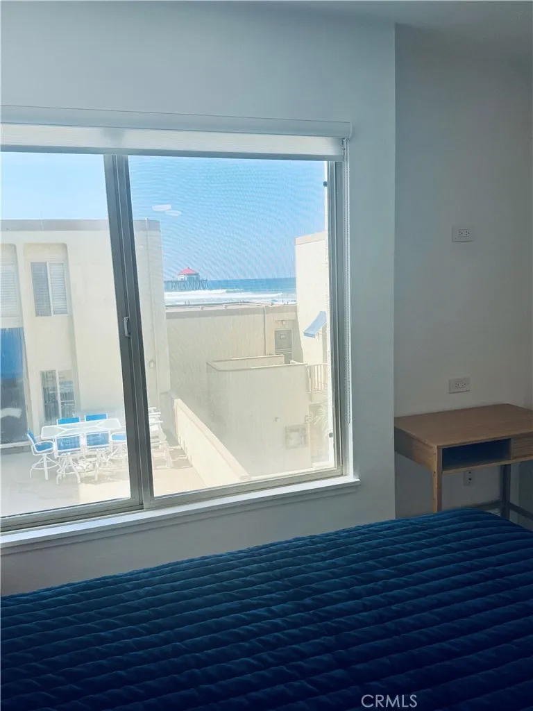 711 Pacific Coast #206 Huntington Beach, CA 92648