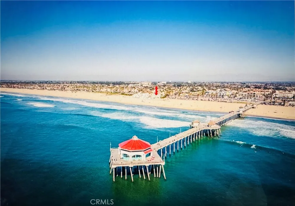 711 Pacific Coast #206 Huntington Beach, CA 92648
