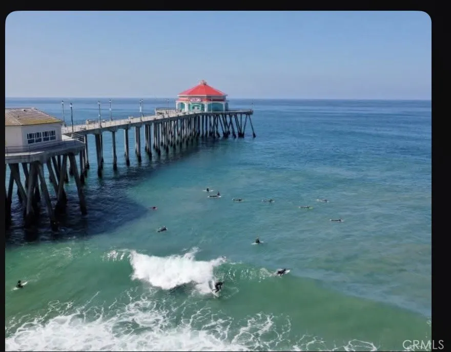 711 Pacific Coast #206 Huntington Beach, CA 92648