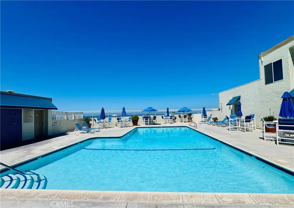 711 Pacific Coast #206 Huntington Beach, CA 92648