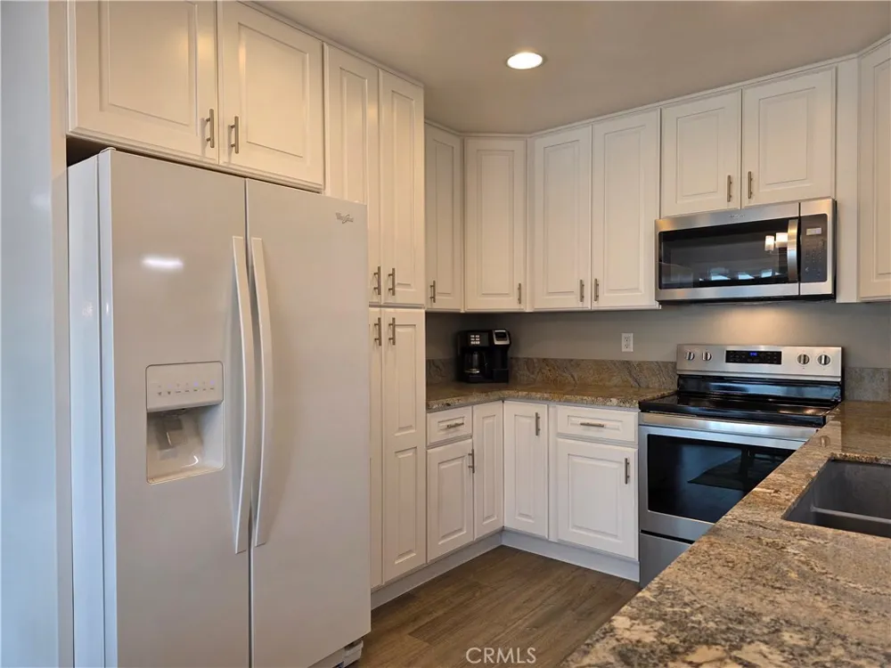 11043 Sherman Way Stanton, CA 90680