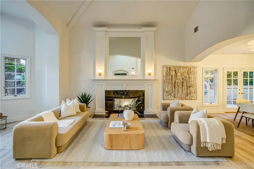 27612 Fargo Laguna Hills, CA 92653