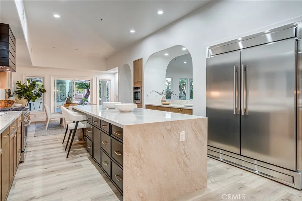 27612 Fargo Laguna Hills, CA 92653