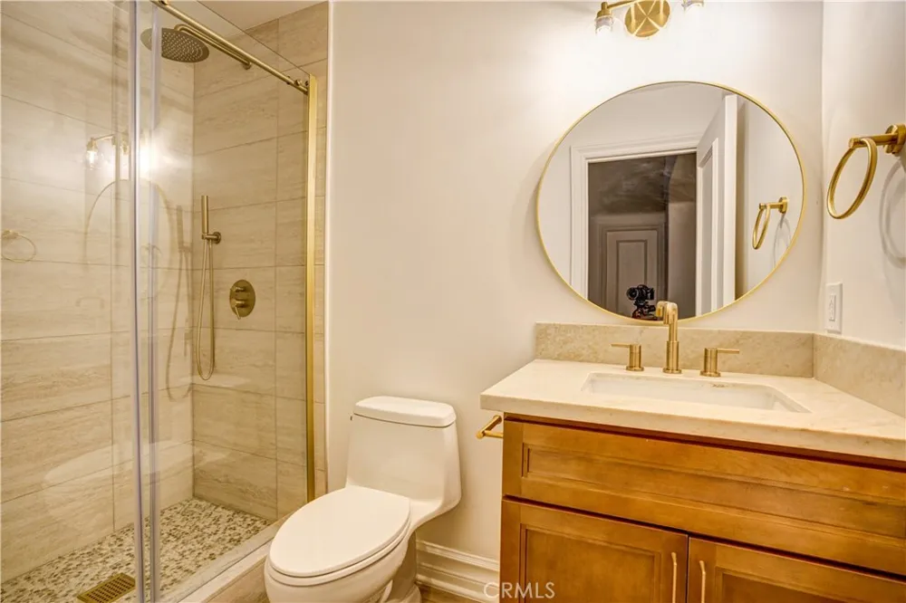 27612 Fargo Laguna Hills, CA 92653