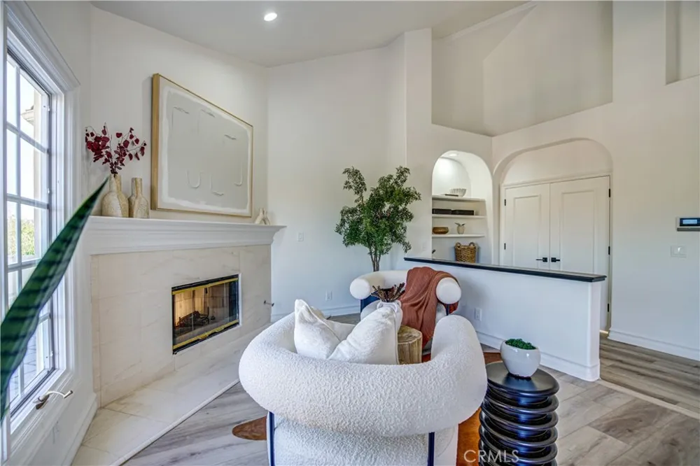 27612 Fargo Laguna Hills, CA 92653