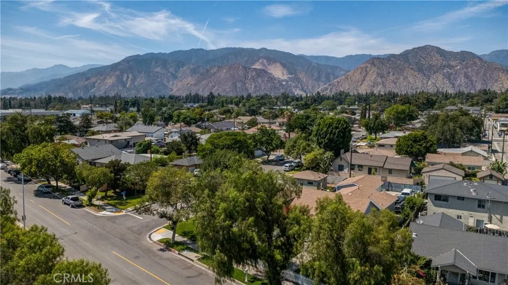 918 Enid Avenue Azusa, CA 91702