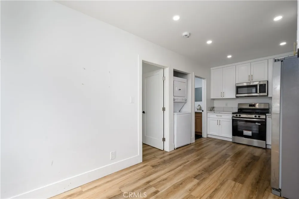 918 Enid Avenue Azusa, CA 91702
