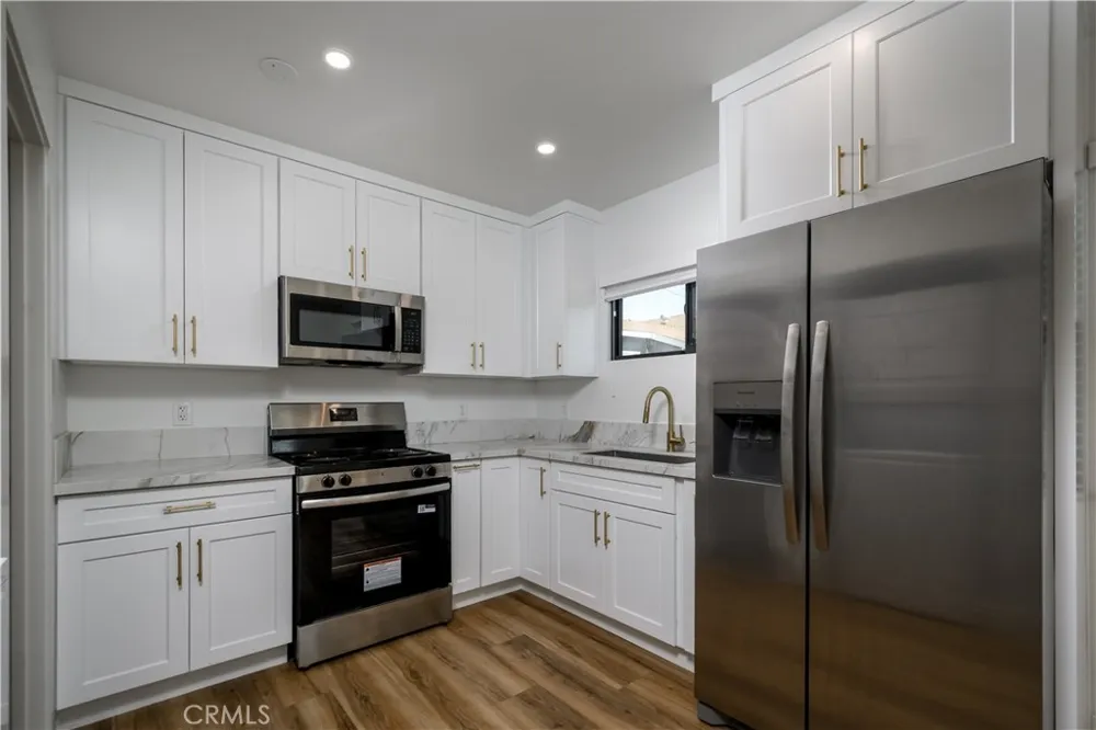 918 Enid Avenue Azusa, CA 91702