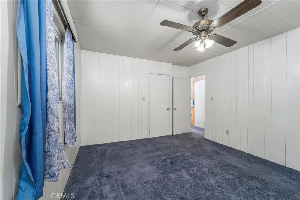 771 Woodland Crestline, CA 92325