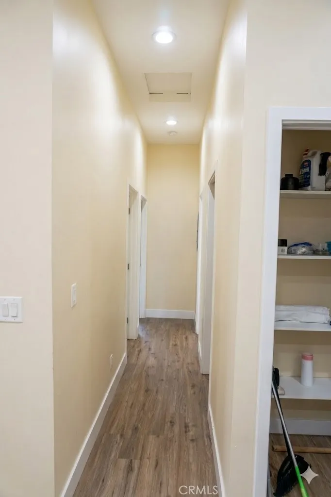 514 W 105th Los Angeles, CA 90044
