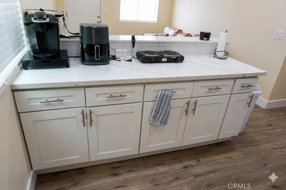 514 W 105th Los Angeles, CA 90044
