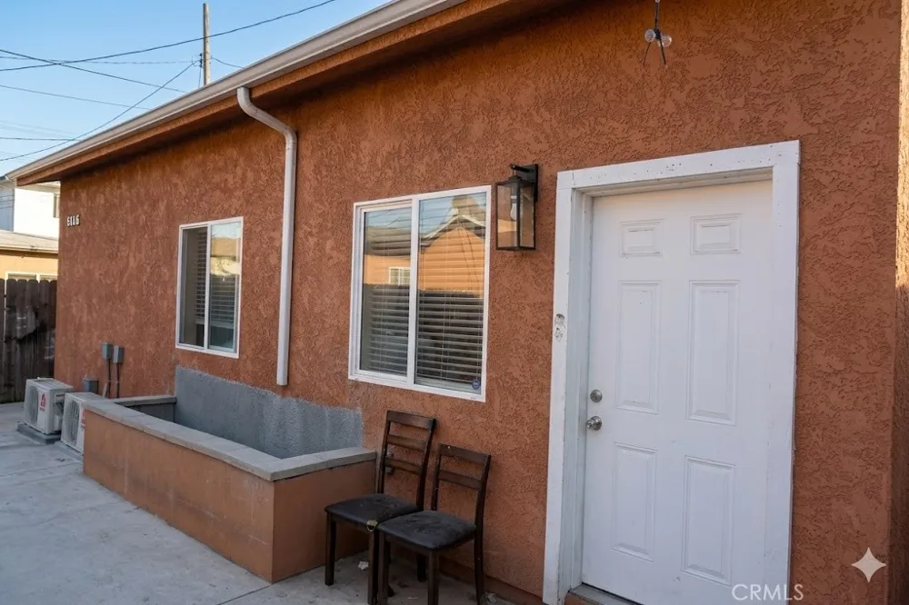 514 W 105th Los Angeles, CA 90044