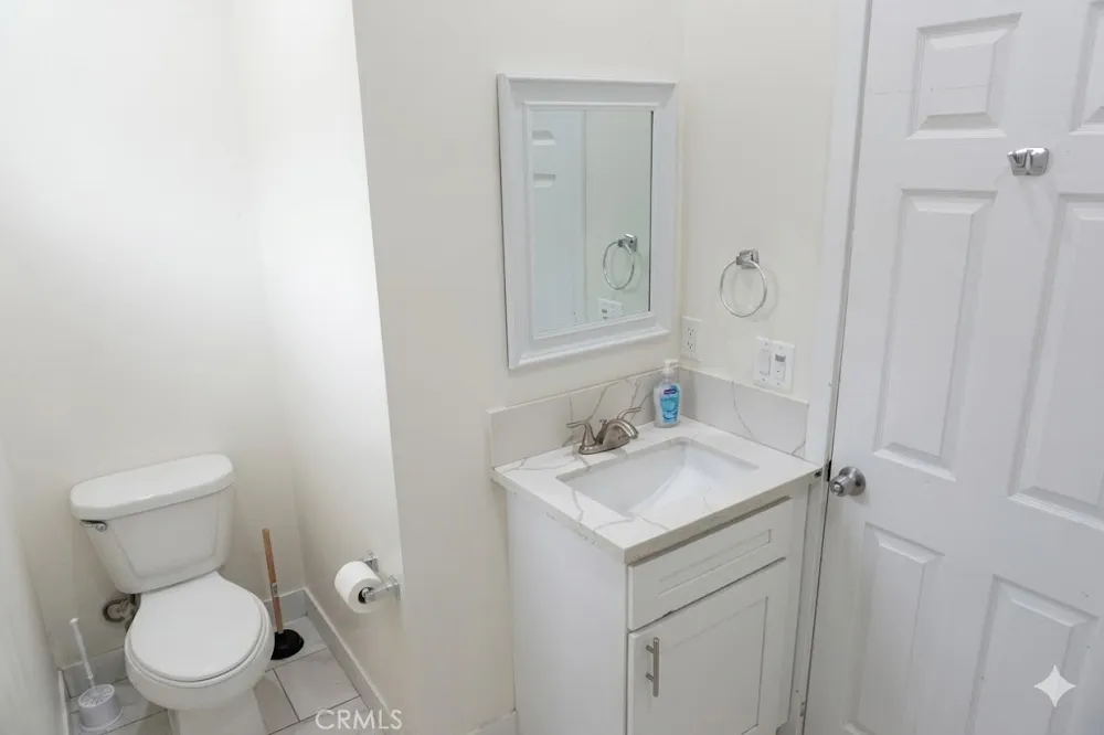 514 W 105th Los Angeles, CA 90044
