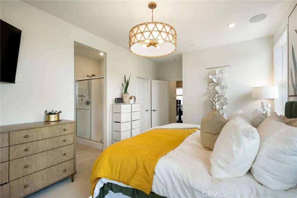 11448 Artesia Artesia, CA 90701