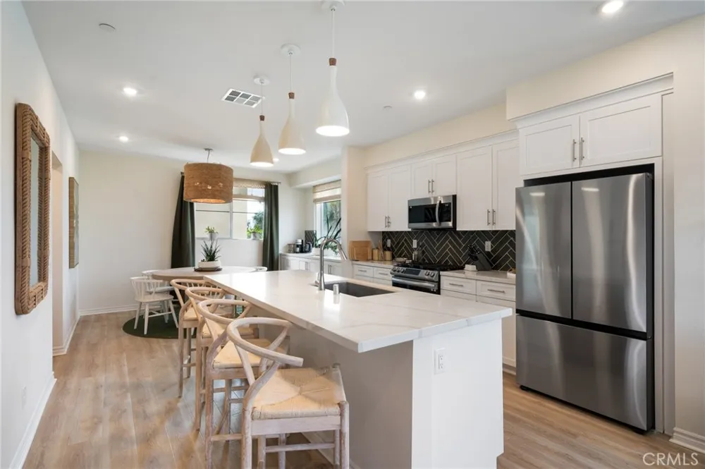 11448 Artesia Artesia, CA 90701