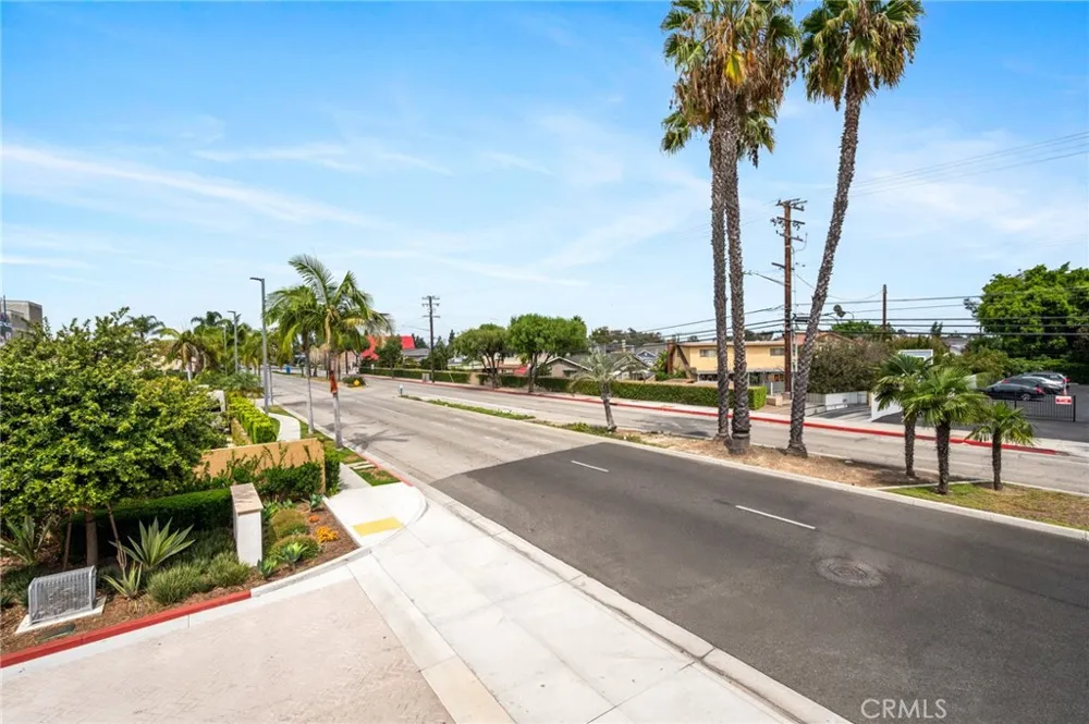 11448 Artesia Artesia, CA 90701