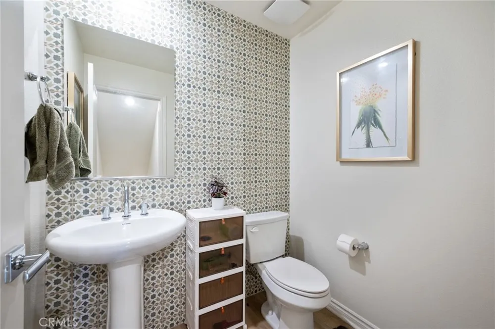 11448 Artesia Artesia, CA 90701