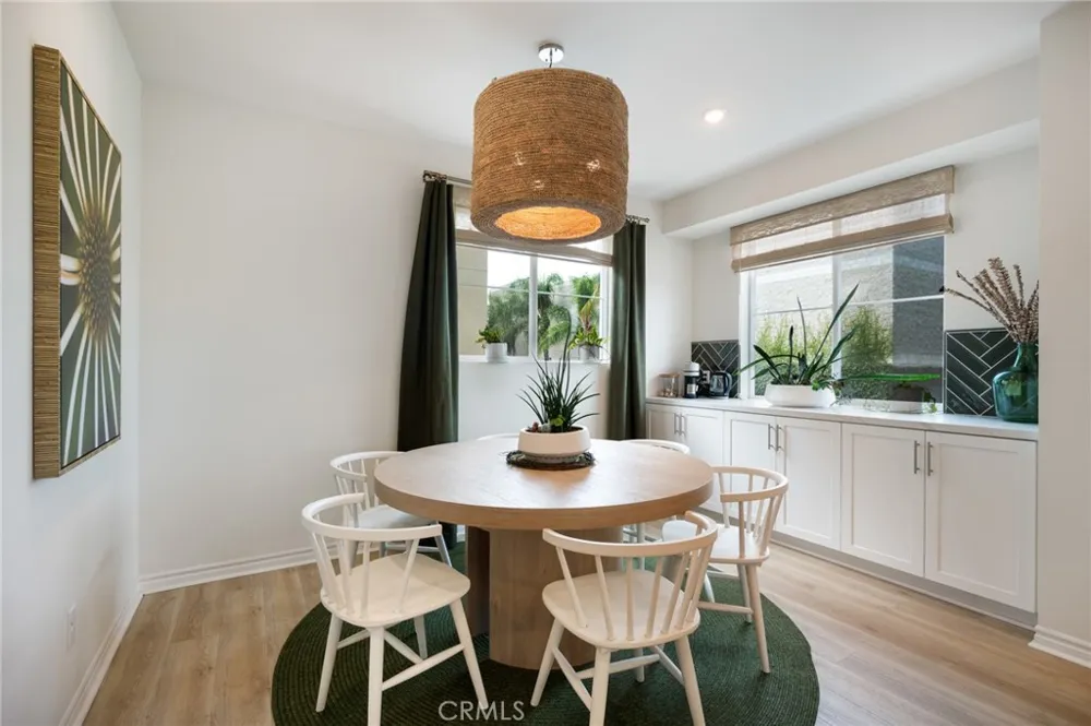 11448 Artesia Artesia, CA 90701