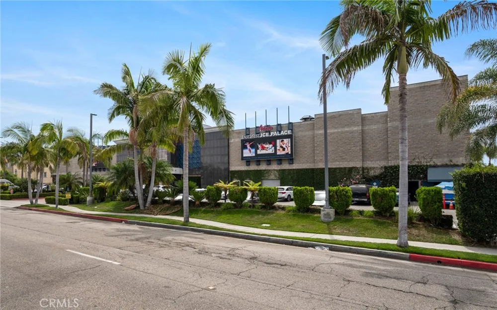 11448 Artesia Artesia, CA 90701