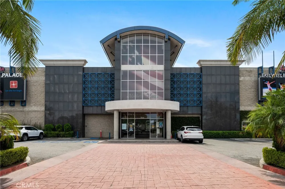 11448 Artesia Artesia, CA 90701