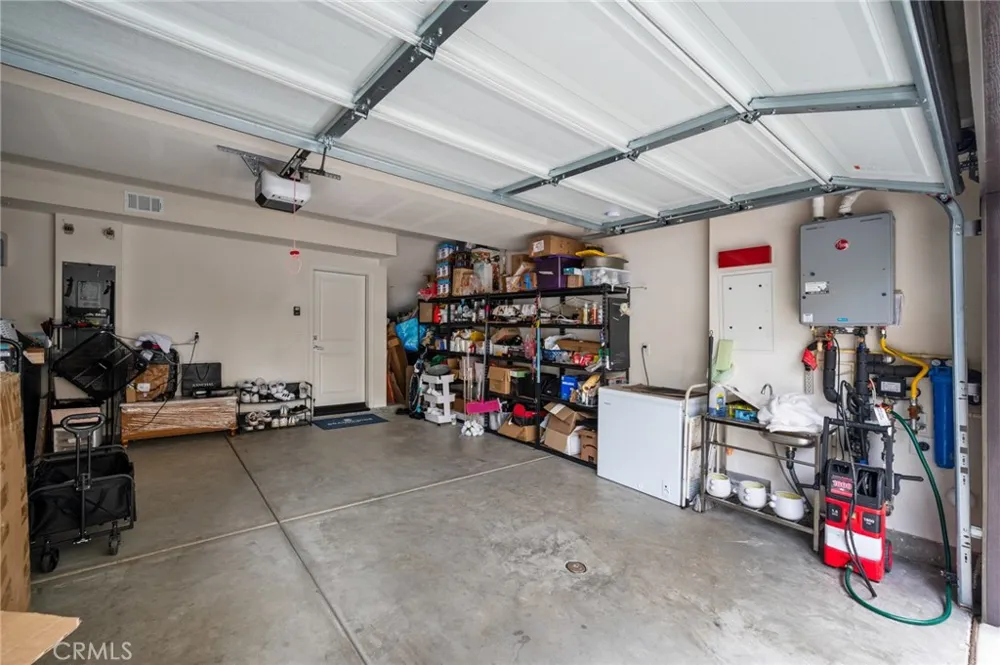 11448 Artesia Artesia, CA 90701