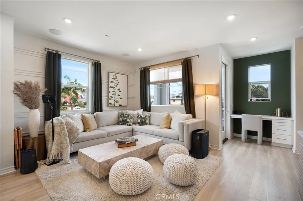 11448 Artesia Artesia, CA 90701
