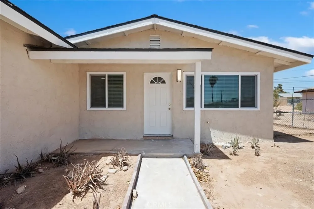 5566 Daisy 29 Palms, CA 92277